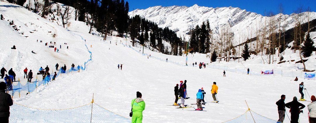 Snow fall in Manali